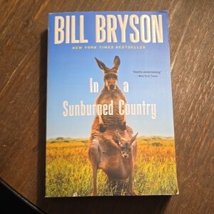 Read A Book! In a Sunburned Country by Bill Bryson